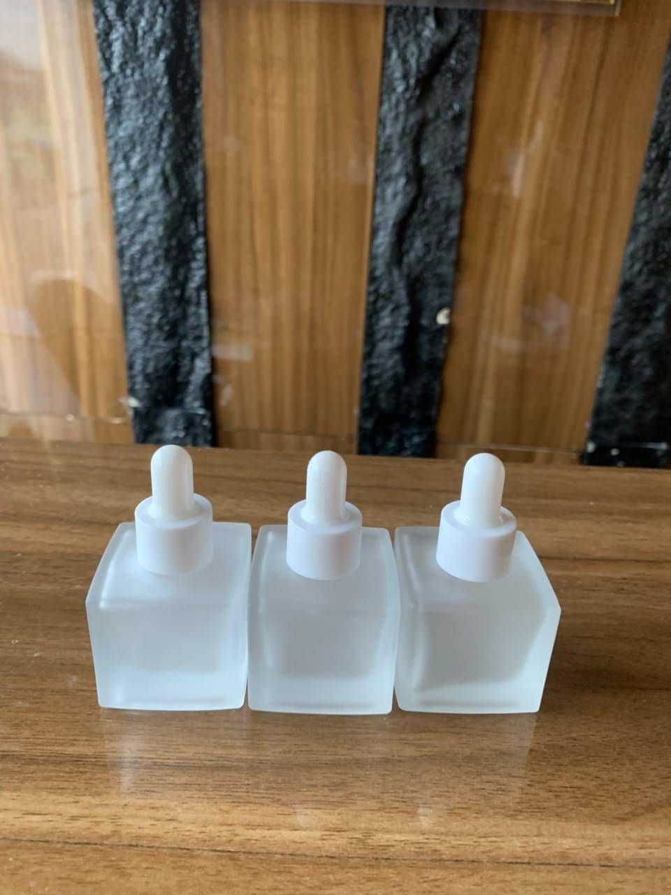 30ml frosted square dropper bottle 30ml frosted square dropper bottle