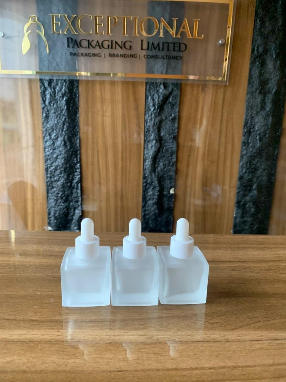 30ml frosted square dropper bottle 30ml frosted square dropper bottle