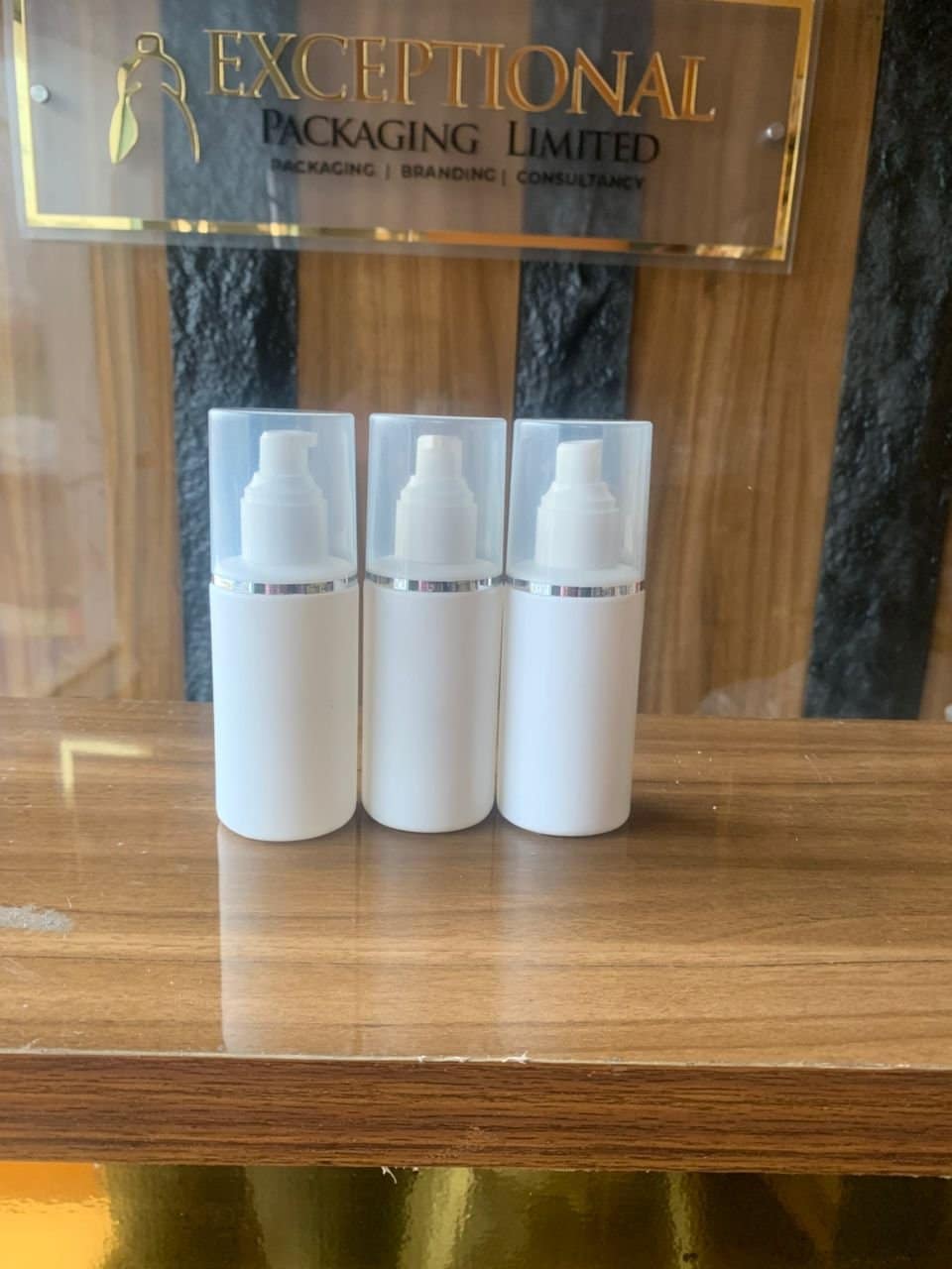 hdpe pump bottle with silver lining hdpe pump bottle with silver lining